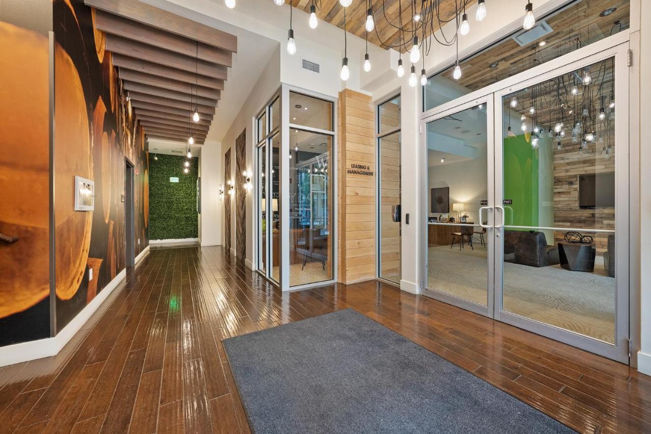 The Edge On 4Th By Airriva Apartment Louisville Exterior photo